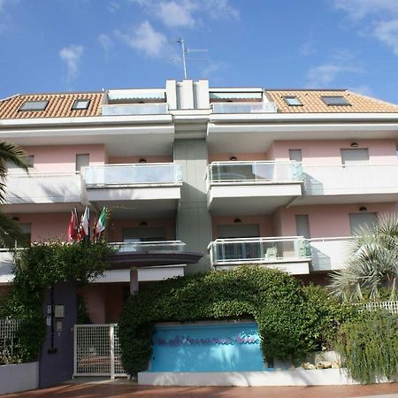 Appartamento Mediterraneo Сан-Бенедетто-дель-Тронто Экстерьер фото